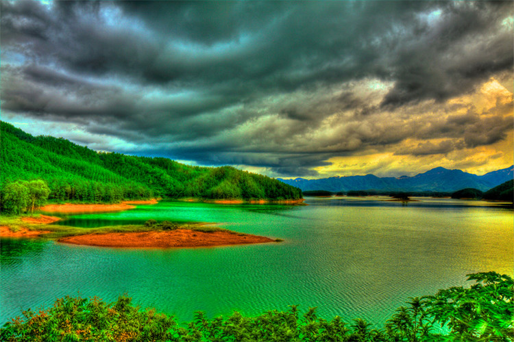 台山凤凰峡古兜山
