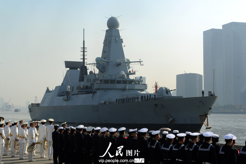 ��ŷ�����Ƚ�ս�� Ӣ�����¸ҡ��������״ηû�