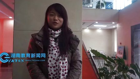 ��ѧ���ݷ�¥ǰ�廳���ݷ��������������������֮��